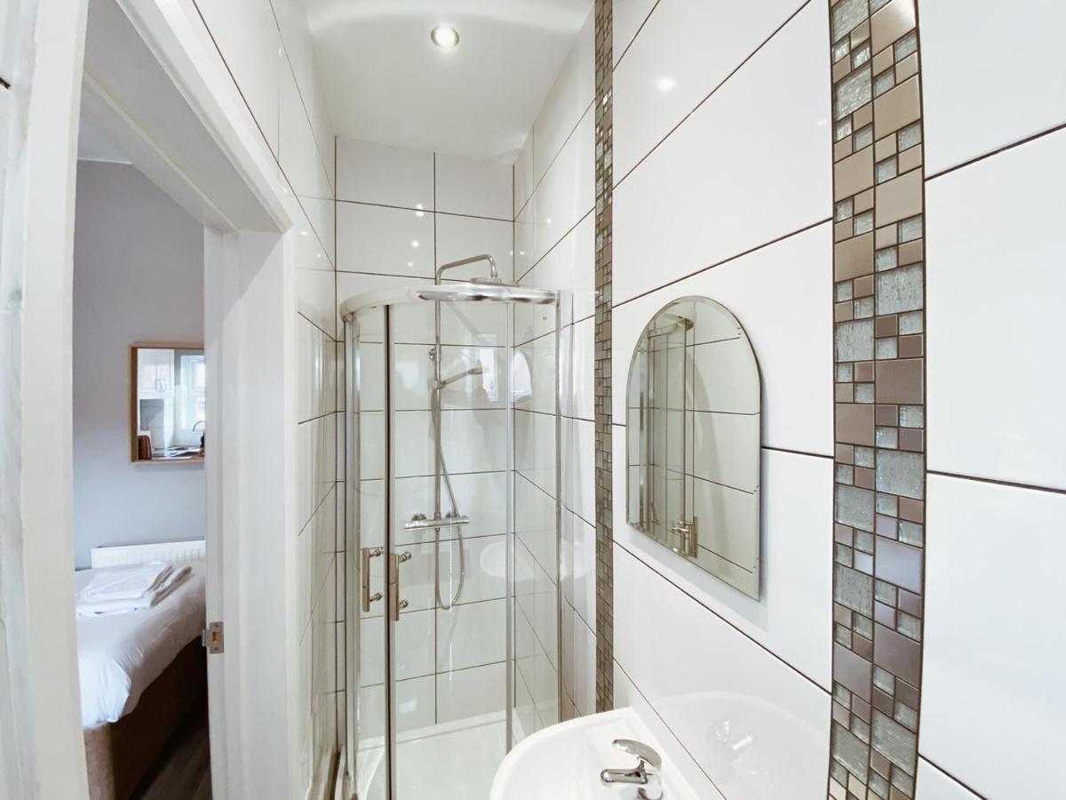 Limpenny Studio Apartment - Work Friendly And Outstanding Garden Studio Close To City Centre Nottingham Buitenkant foto