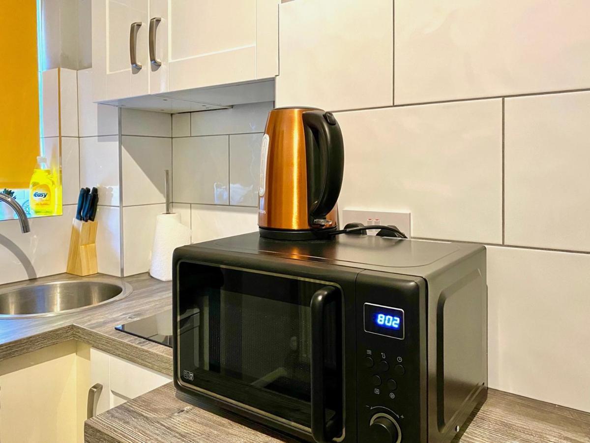 Limpenny Studio Apartment - Work Friendly And Outstanding Garden Studio Close To City Centre Nottingham Buitenkant foto